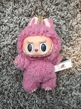 LABUBU MACARONS Plush Keychain in Pink